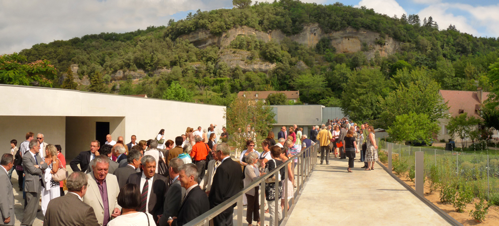 Inauguracion del Centre d'Aculh del Pl Internacional de la Prestria a Las Aisis lo 24 de julhet 2010